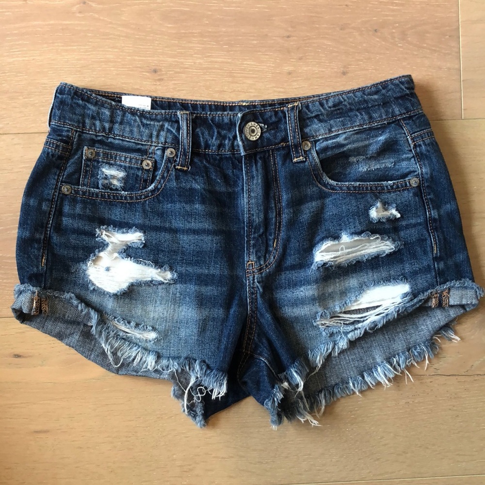 American Eagle Tomgirl Shortie shorts